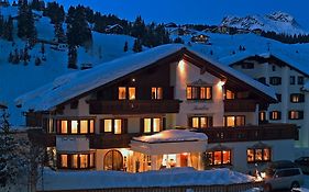 Hotel Garni Sursilva
